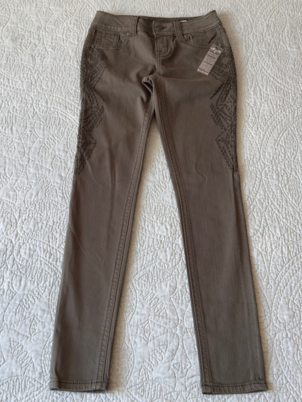 MISS ME hunter green skinny jeans embroidered detail mid rise NWT size 24
